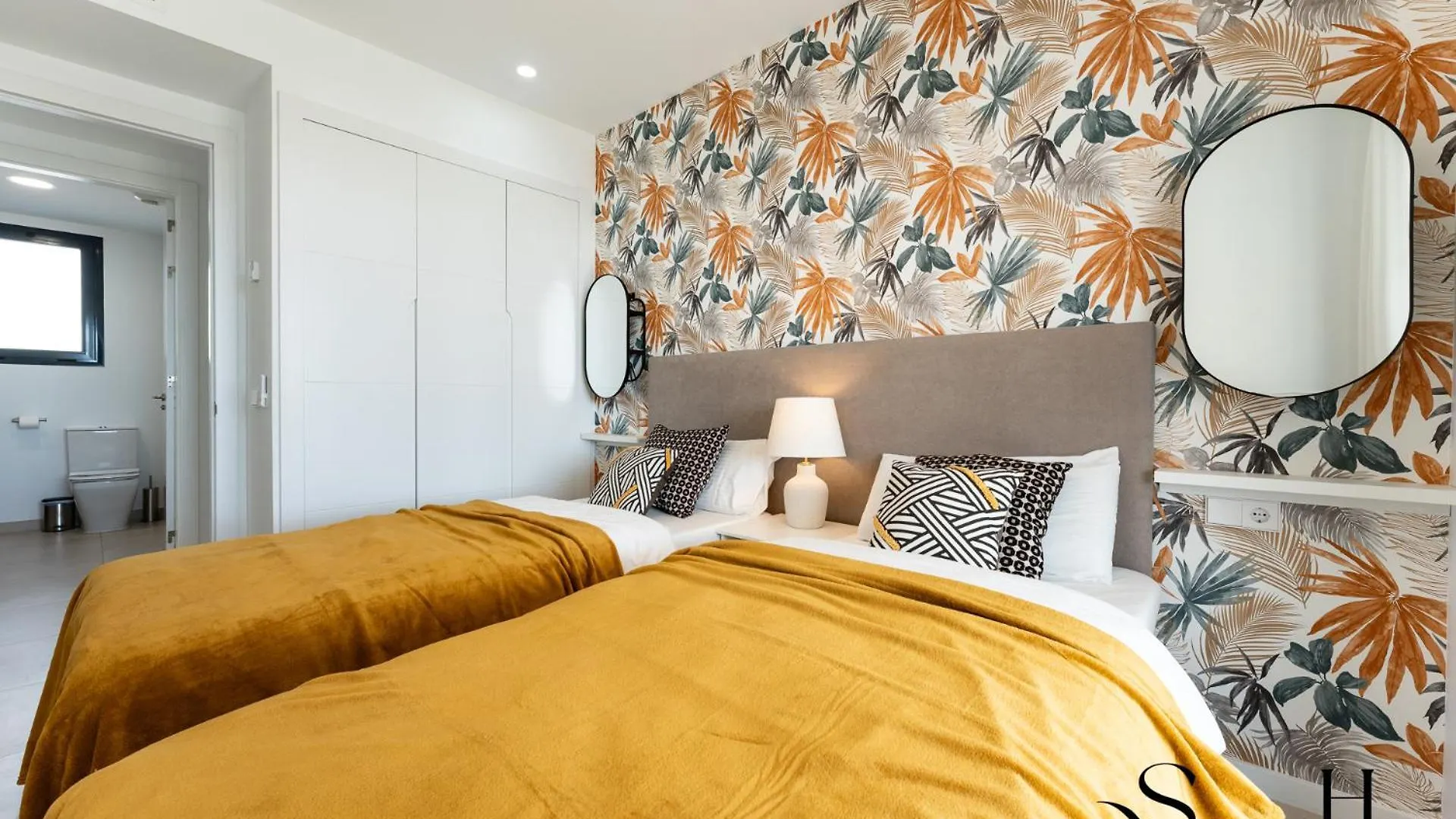 Luxury Beach Escape With Pools, Gym & Sauna Fuengirola