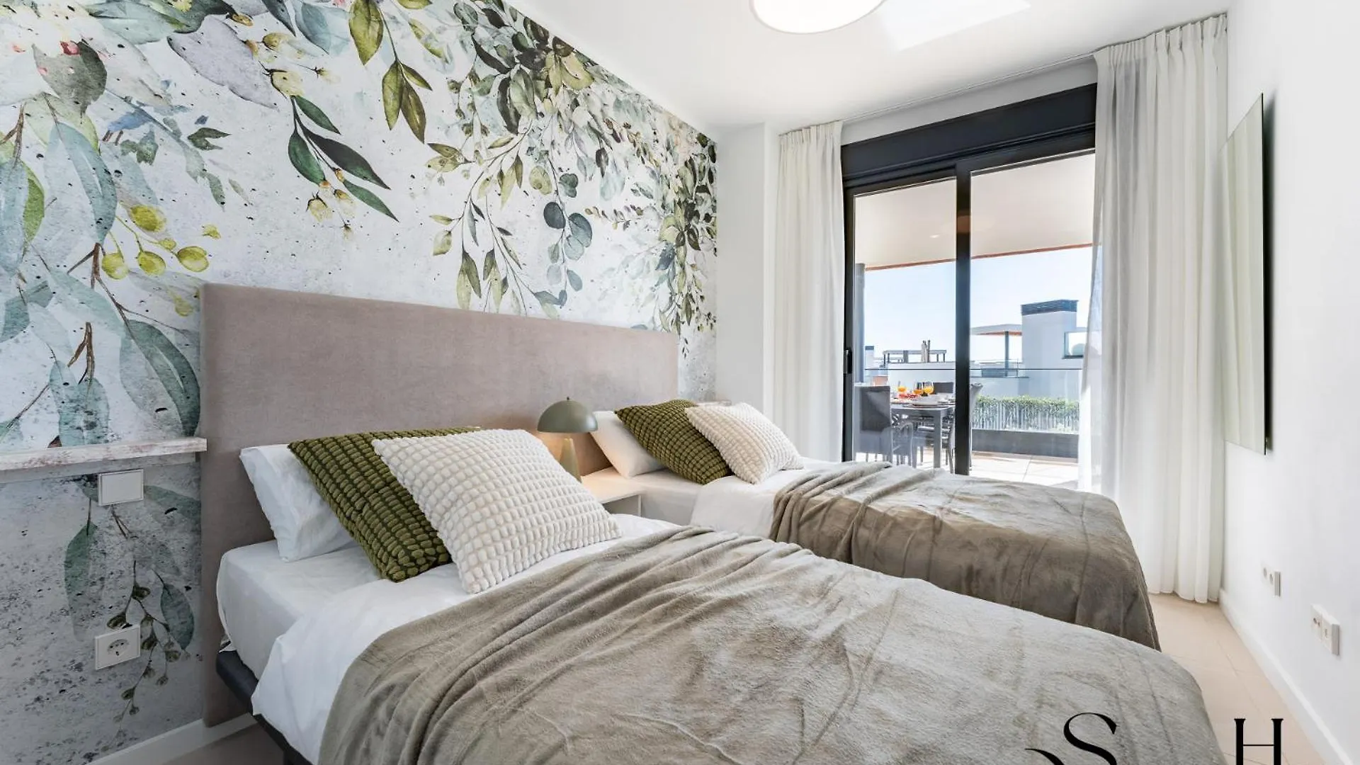 Luxury Beach Escape With Pools, Gym & Sauna Fuengirola Apartment