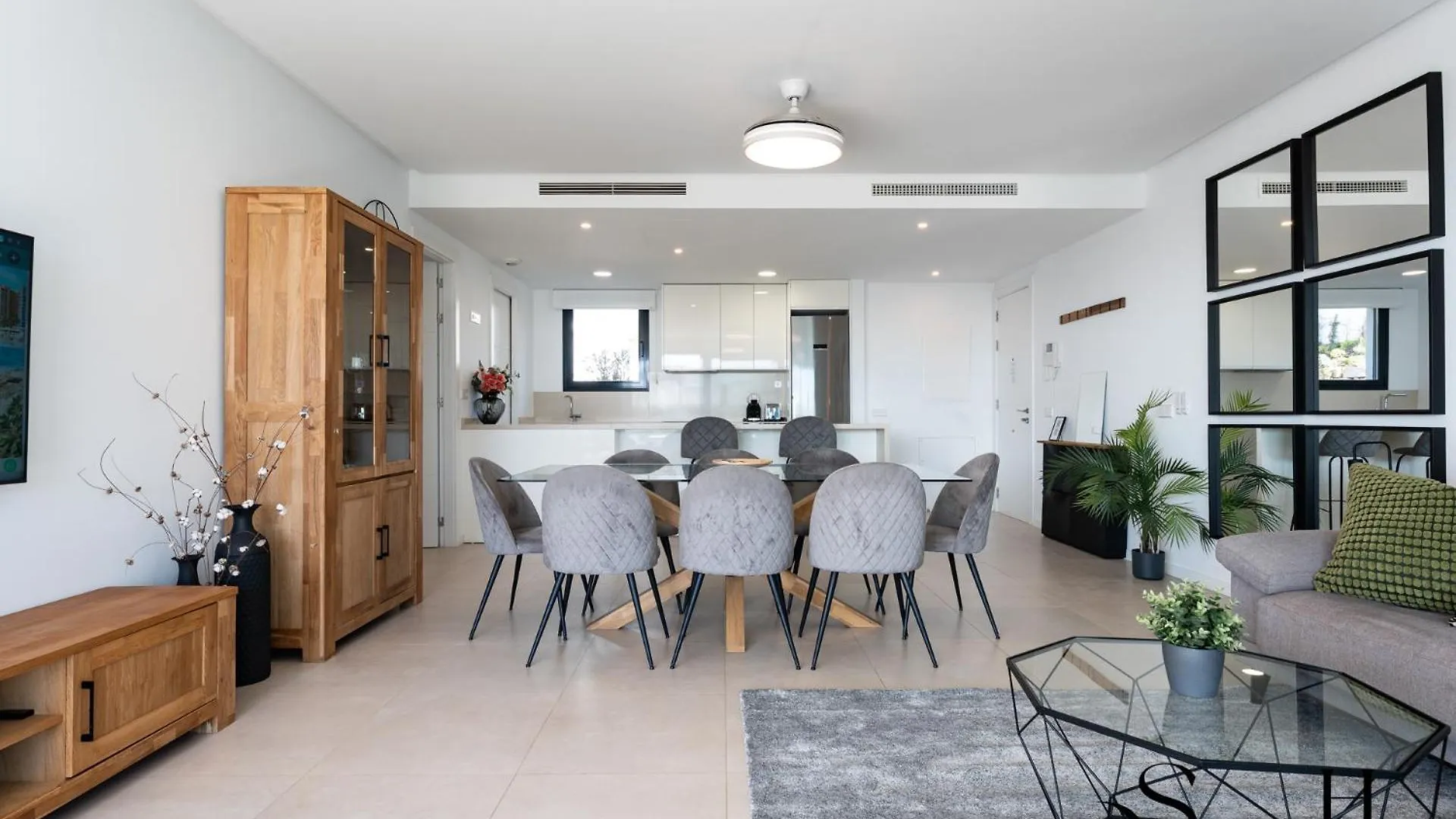 Luxury Beach Escape With Pools, Gym & Sauna Fuengirola Apartment